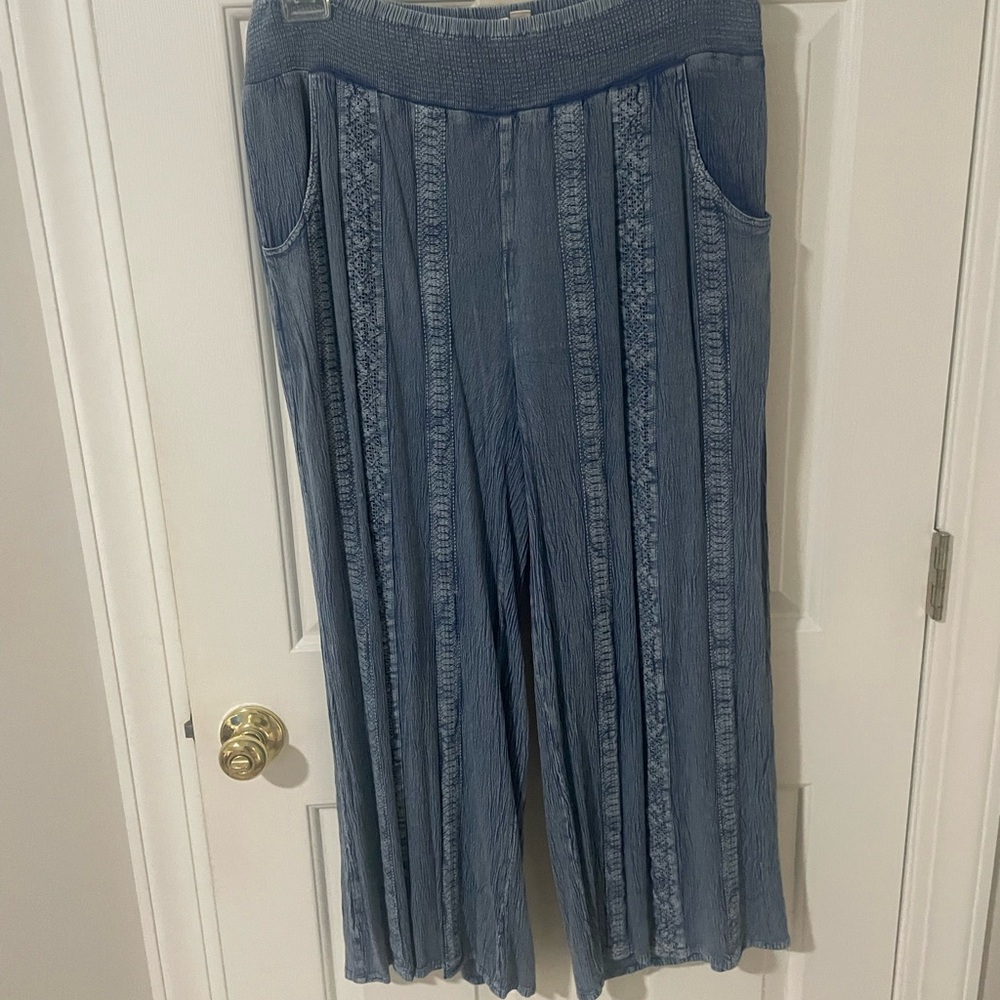 Studio west palazzos large blue distressed